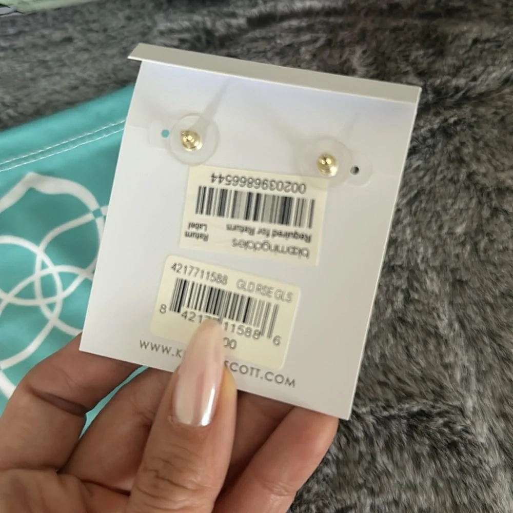 Kendra Scott rose quartz earrings and Sandra necklace set